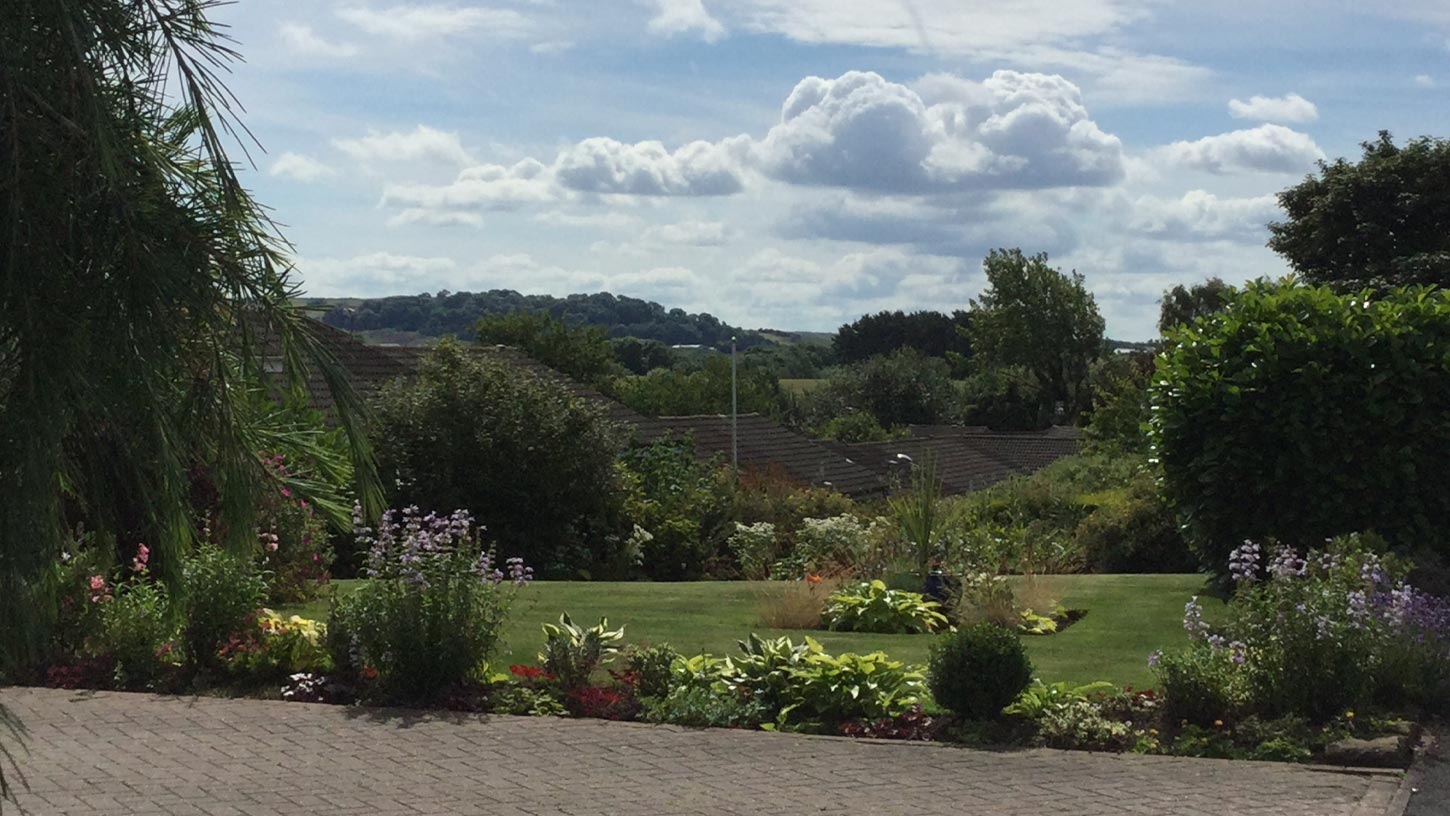 shincliffe-slide-01